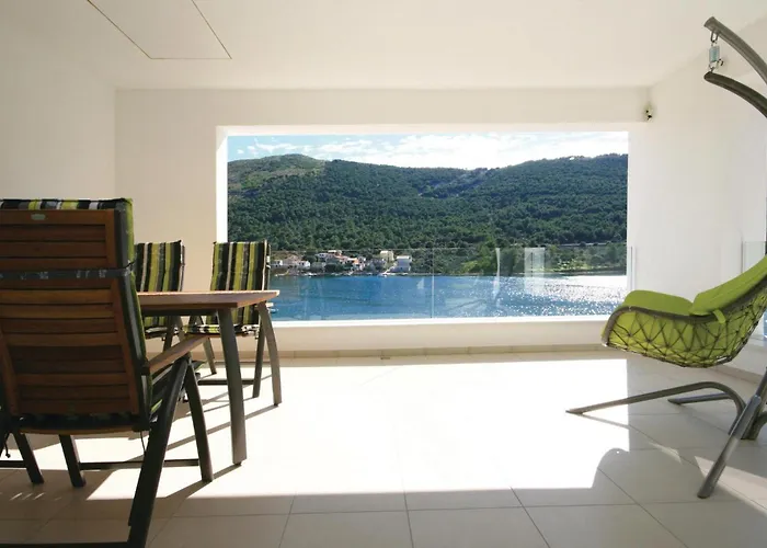 Donja Ii * Grebastica